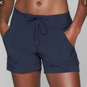 Athleta Rincon Board short NWT- size 14 navy